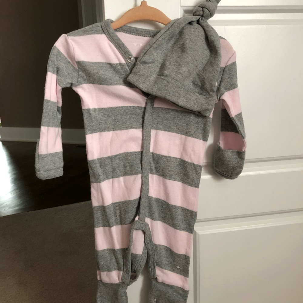 Burt’s bees baby 0-3 month baby girl sleeper hat
